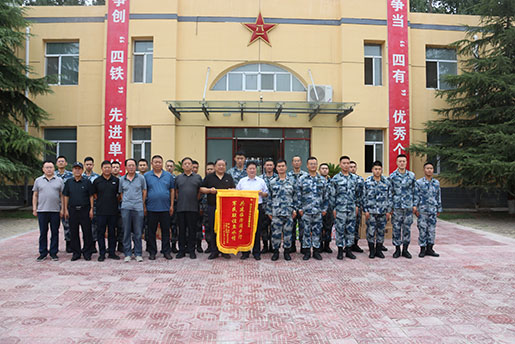 共建臨汾闊步行，軍民聯(lián)誼魚水情